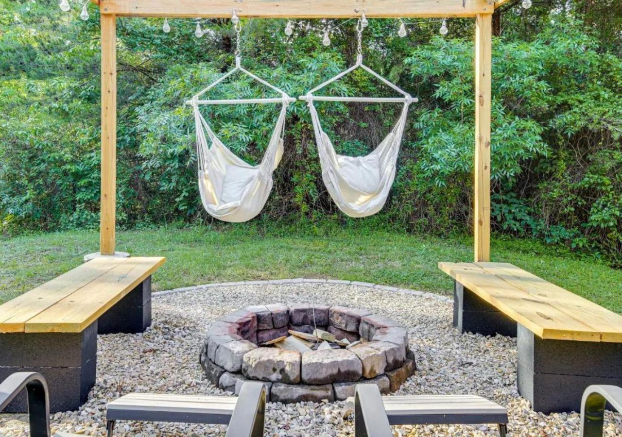 Fabulous Pet-Friendly, Family Cabin With Outdoor Kitchen, Hot Tub, Sauna, Fireplace, Theater Room, Arcade, Pool Table, And Fire Pit Within Minuties Of Dollywood Sevierville Exteriér fotografie