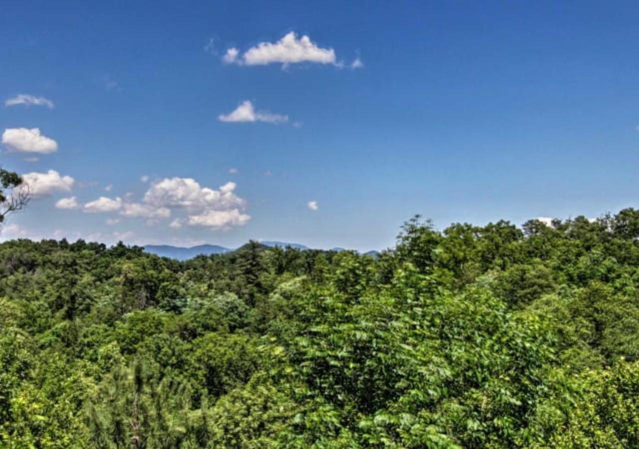 Fabulous Pet-Friendly, Family Cabin With Outdoor Kitchen, Hot Tub, Sauna, Fireplace, Theater Room, Arcade, Pool Table, And Fire Pit Within Minuties Of Dollywood Sevierville Exteriér fotografie