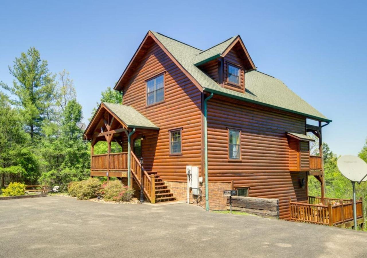 Fabulous Pet-Friendly, Family Cabin With Outdoor Kitchen, Hot Tub, Sauna, Fireplace, Theater Room, Arcade, Pool Table, And Fire Pit Within Minuties Of Dollywood Sevierville Exteriér fotografie